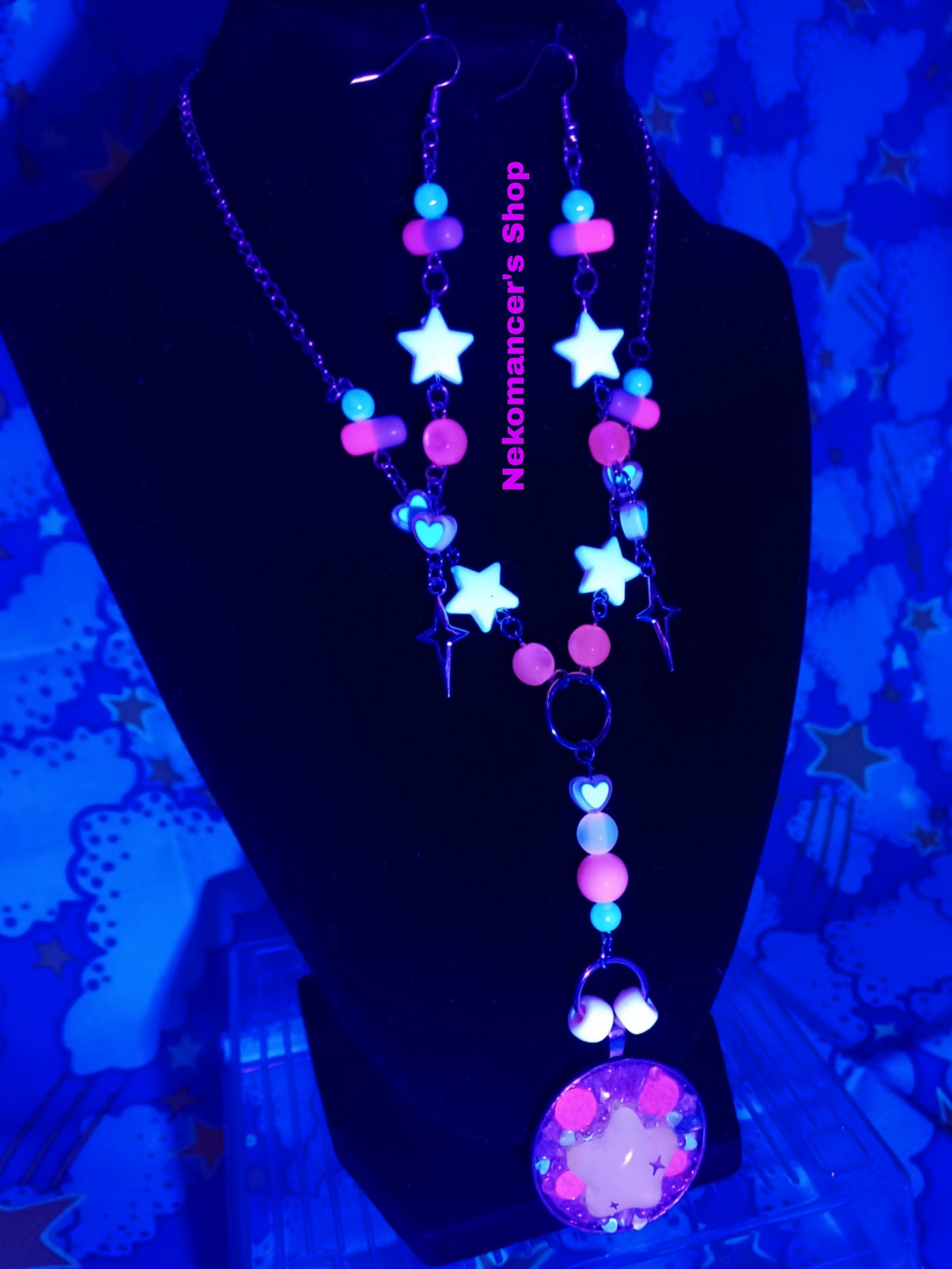 💟Pink Starsick UV ⭐️ Set - Earrings + Pendant Necklace